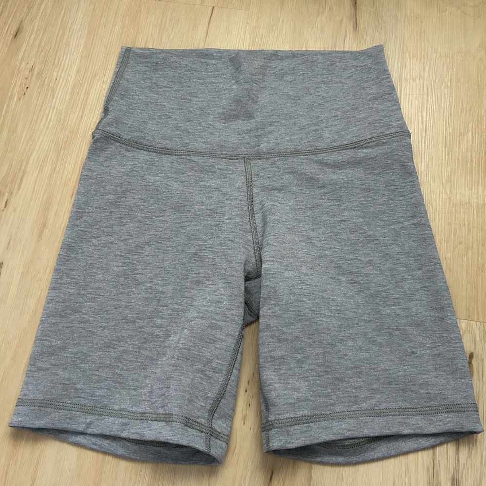 TNA hi-rise 7 inch biker shorts